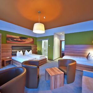 Dreibettzimmer
